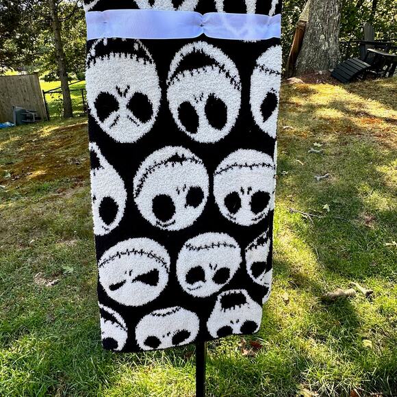 Disney Jack Skellington Plush Throw Blanket 50"x70" Plush 30th Anniversary NWT - Picture 15 of 15
